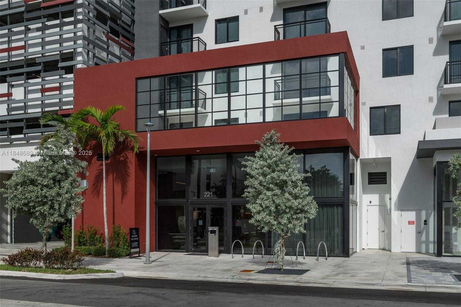 Small Image of 221 SOUTH WEST 12TH ST #1519, Miami Number 2