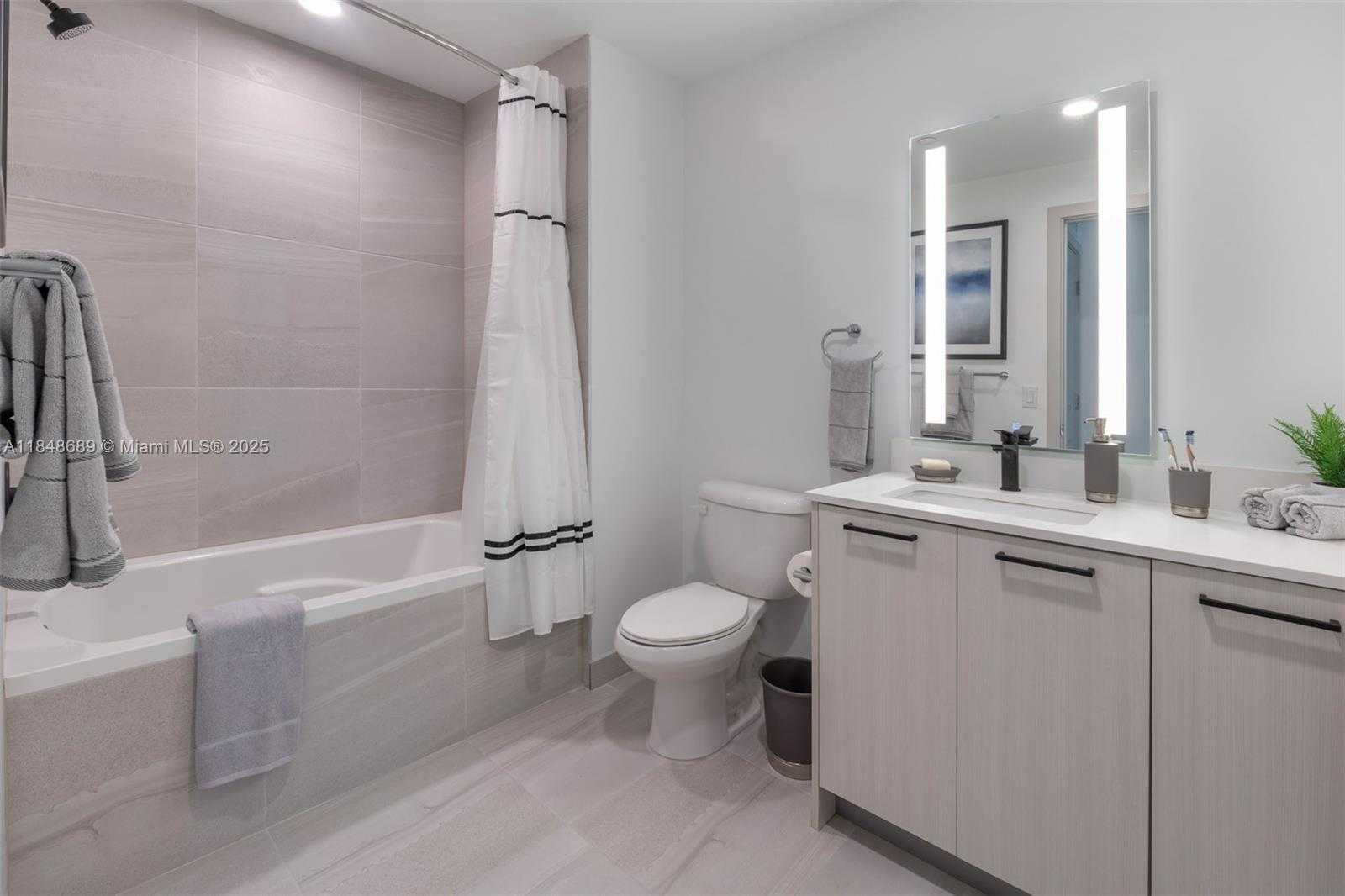 Small Image of 221 SOUTH WEST 12TH ST #1519, Miami Number 22
