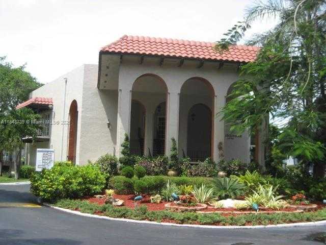 Small Image of 10748 NORTH KENDALL DR #N-20, Miami Number 15