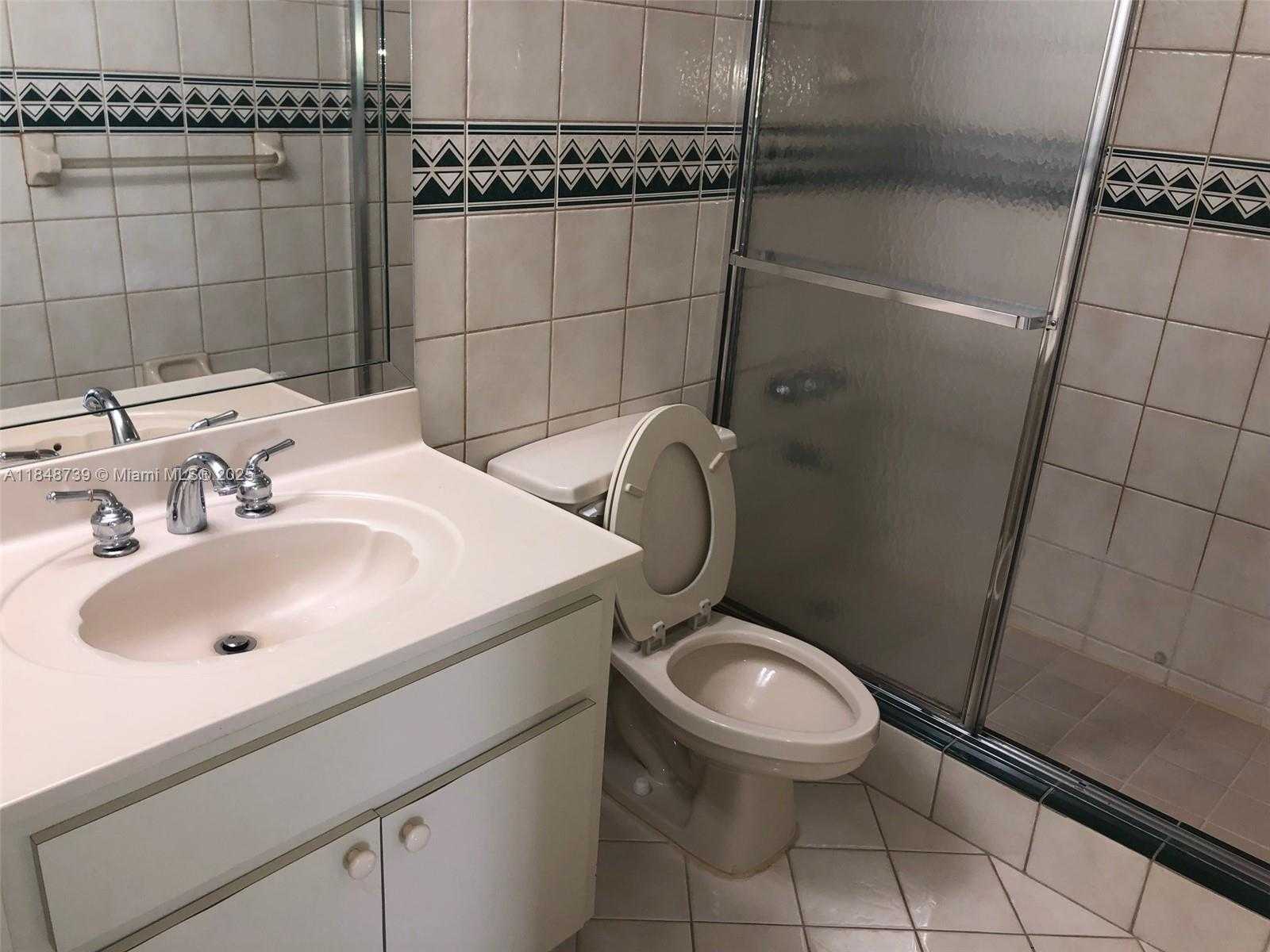 Small Image of 10748 NORTH KENDALL DR #N-20, Miami Number 6