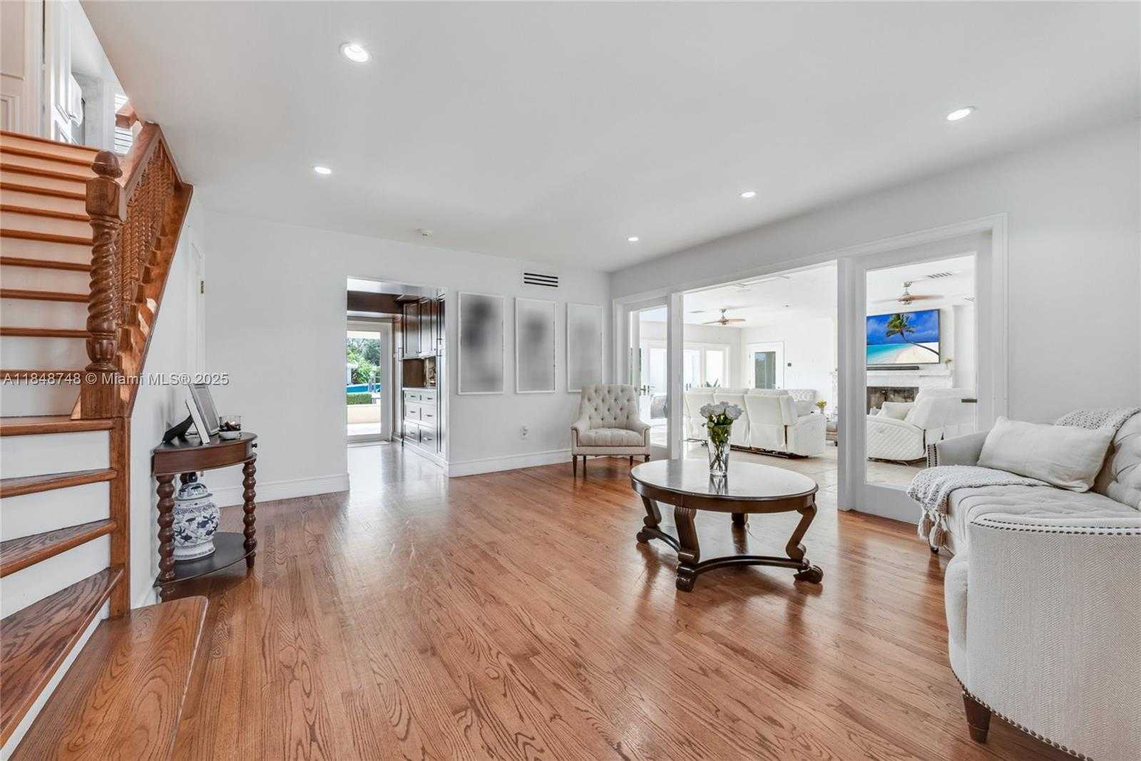 Small Image of 13035 NEVADA ST, Coral Gables Number 9