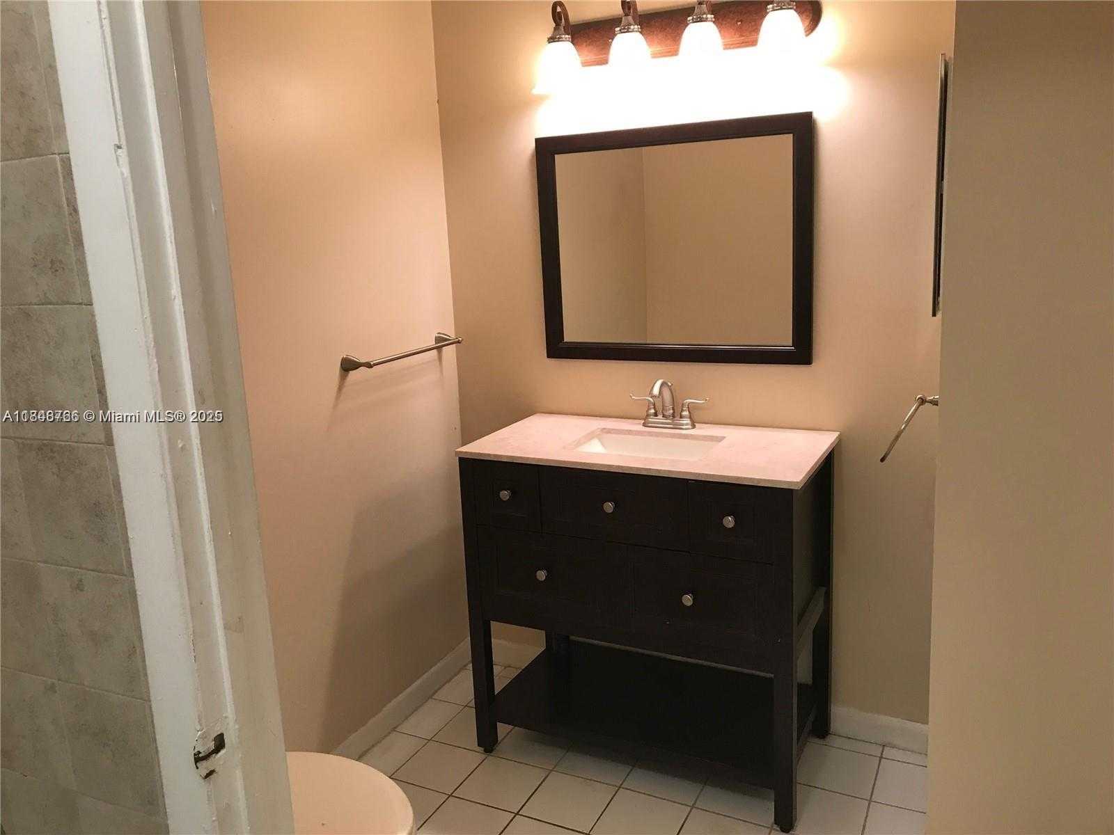 Small Image of 15340 SOUTH WEST 106TH TER #801, Miami Number 10