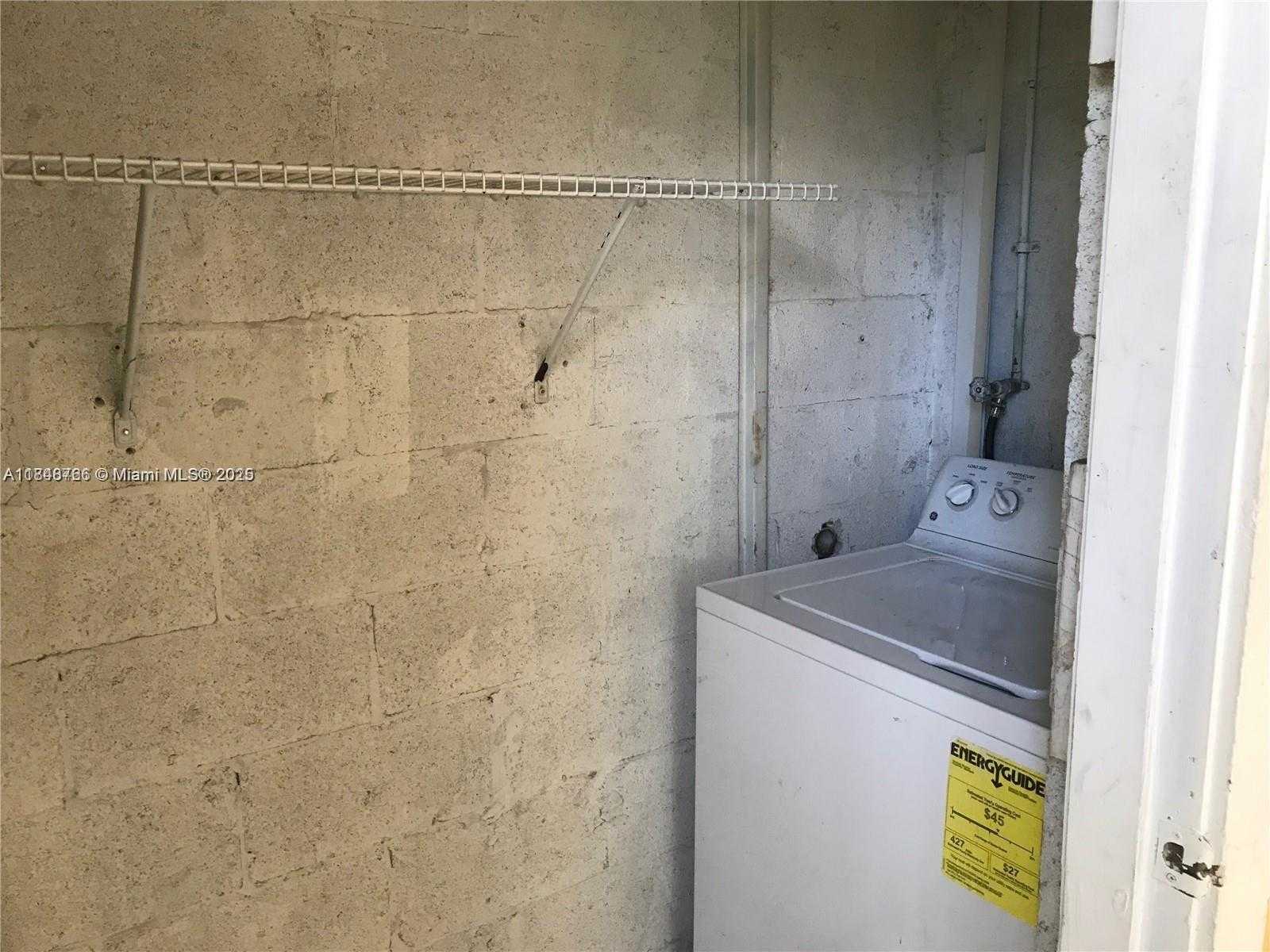 Small Image of 15340 SOUTH WEST 106TH TER #801, Miami Number 12