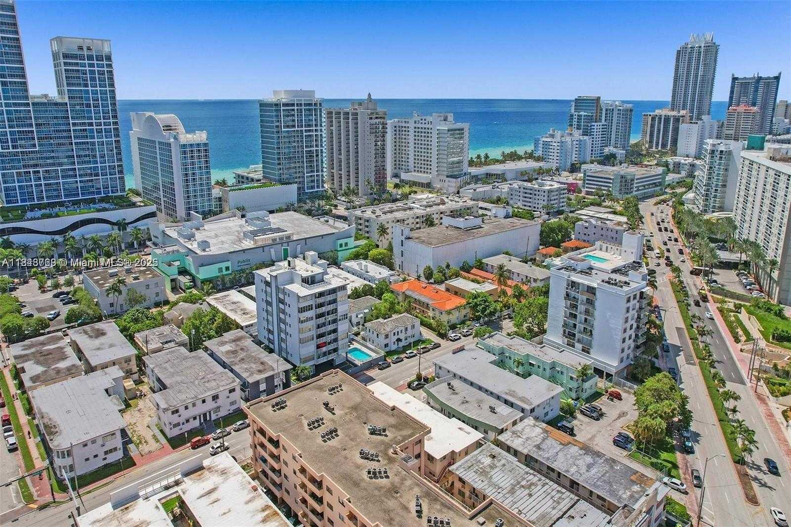 Small Image of 6860 Abbott Ave, Miami Beach, FL 33141, USA Number 22