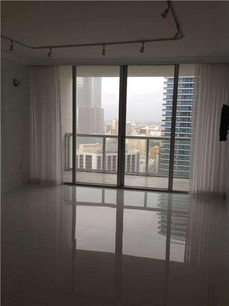 Small Image of 485 BRICKELL AVE #3303, Miami Number 6