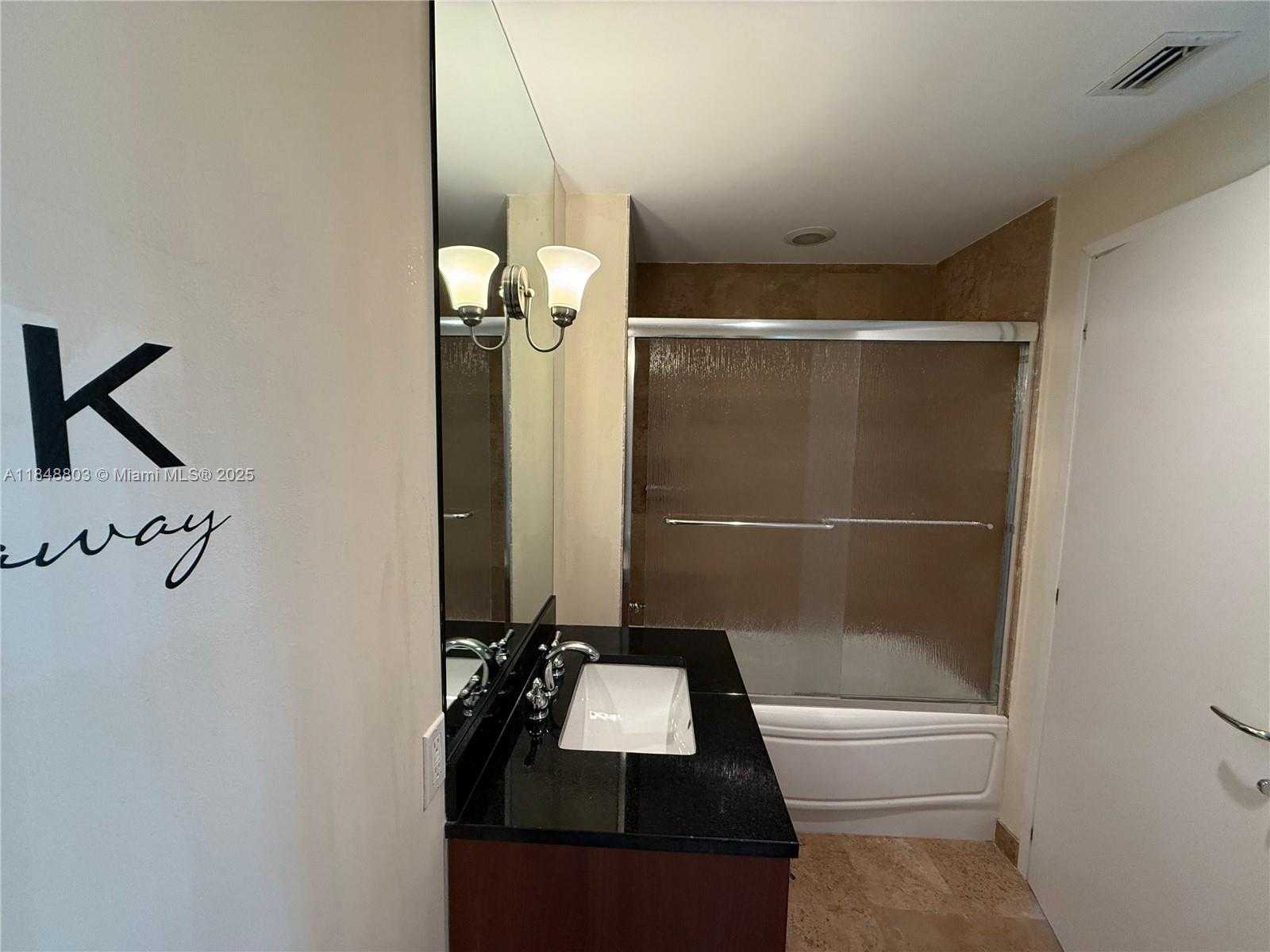 Small Image of 300 SOUTH BISCAYNE BLVD #T-1805, Miami Number 14