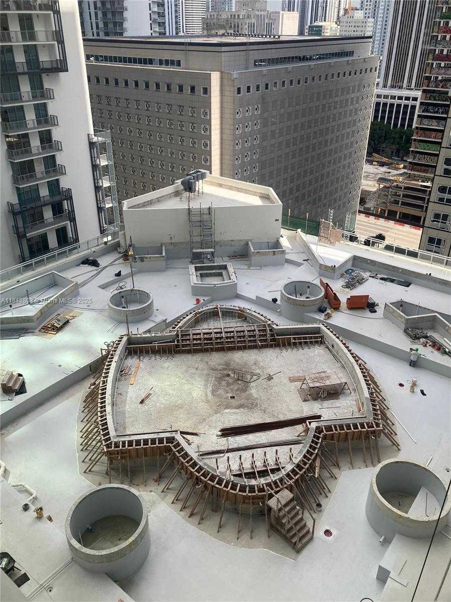 Small Image of 300 SOUTH BISCAYNE BLVD #T-1805, Miami Number 23
