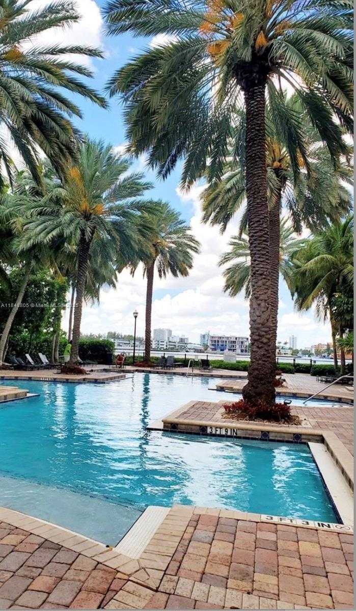 Small Image of 17150 NORTH BAY RD #2215, Sunny Isles Beach Number 13