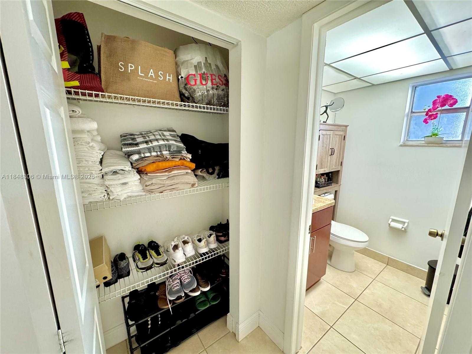 Small Image of 9357 FONTAINEBLEAU BLVD #D311, Miami Number 15