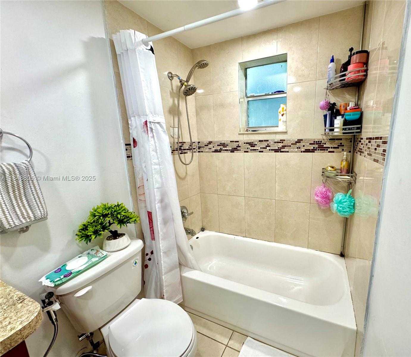 Small Image of 9357 FONTAINEBLEAU BLVD #D311, Miami Number 21