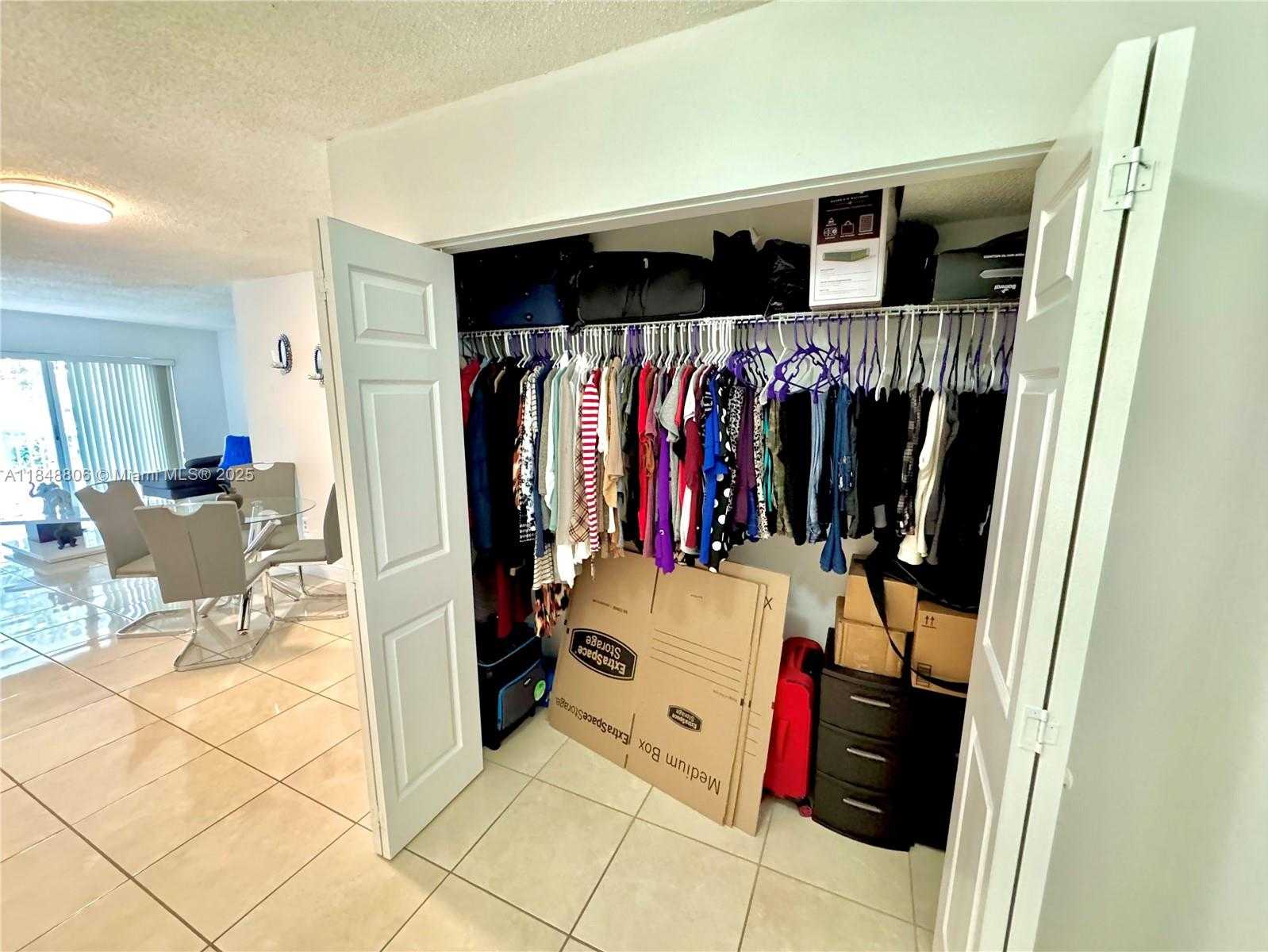 Small Image of 9357 FONTAINEBLEAU BLVD #D311, Miami Number 6