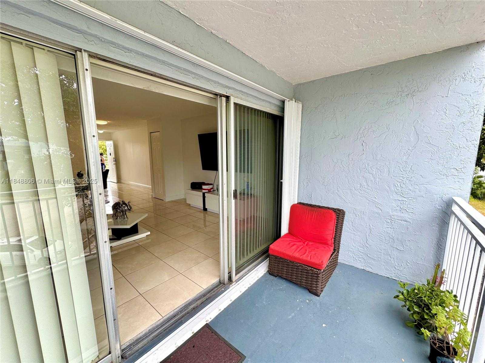 Small Image of 9357 FONTAINEBLEAU BLVD #D311, Miami Number 9
