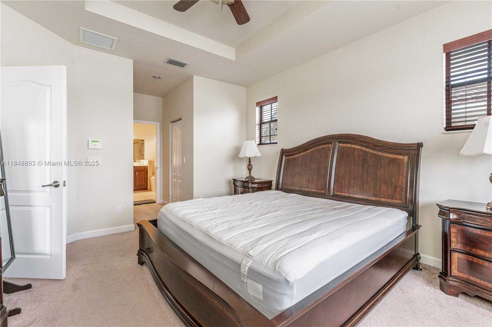Small Image of 8435 LAKEVIEW TRL, Parkland Number 15
