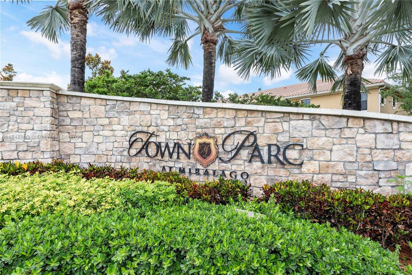 Small Image of 8435 LAKEVIEW TRL, Parkland Number 21
