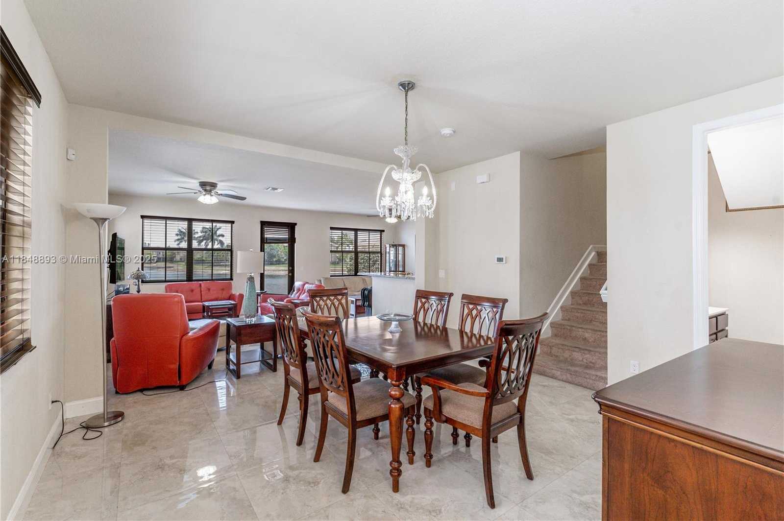 Small Image of 8435 LAKEVIEW TRL, Parkland Number 8