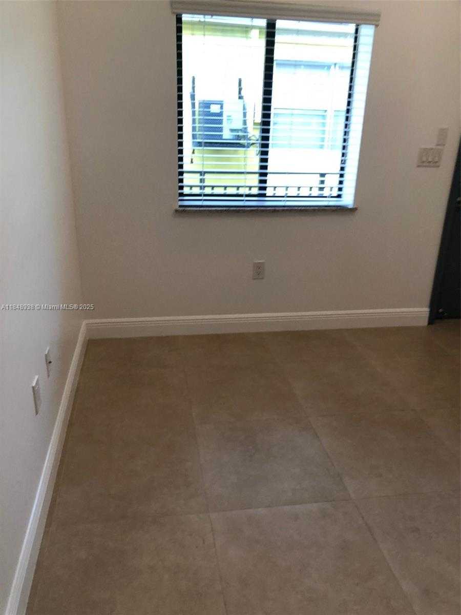 Small Image of 2268 SOUTH WEST 8TH #1, Miami Number 13