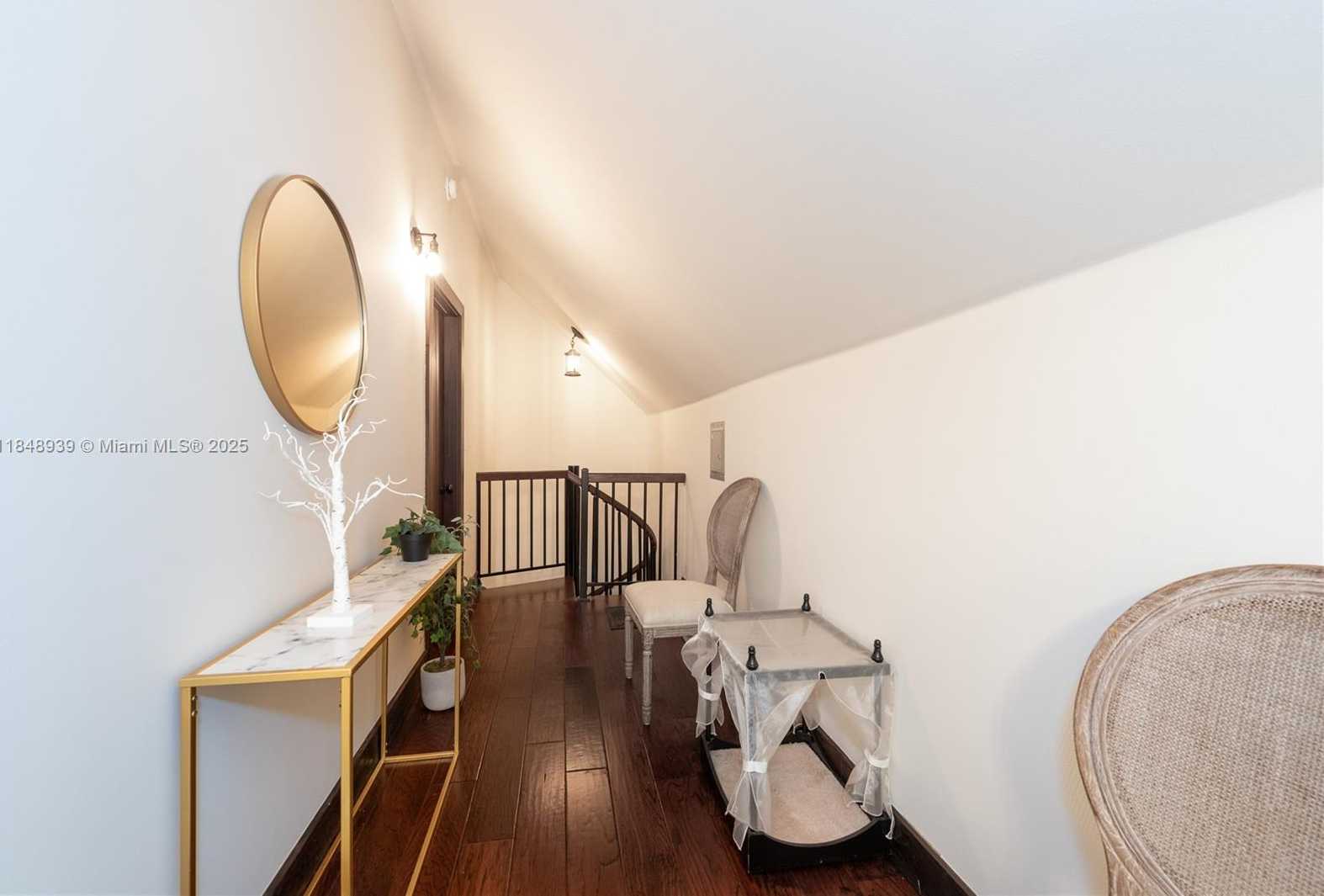 Small Image of 3621 VISCAYA CT, Coral Gables Number 26