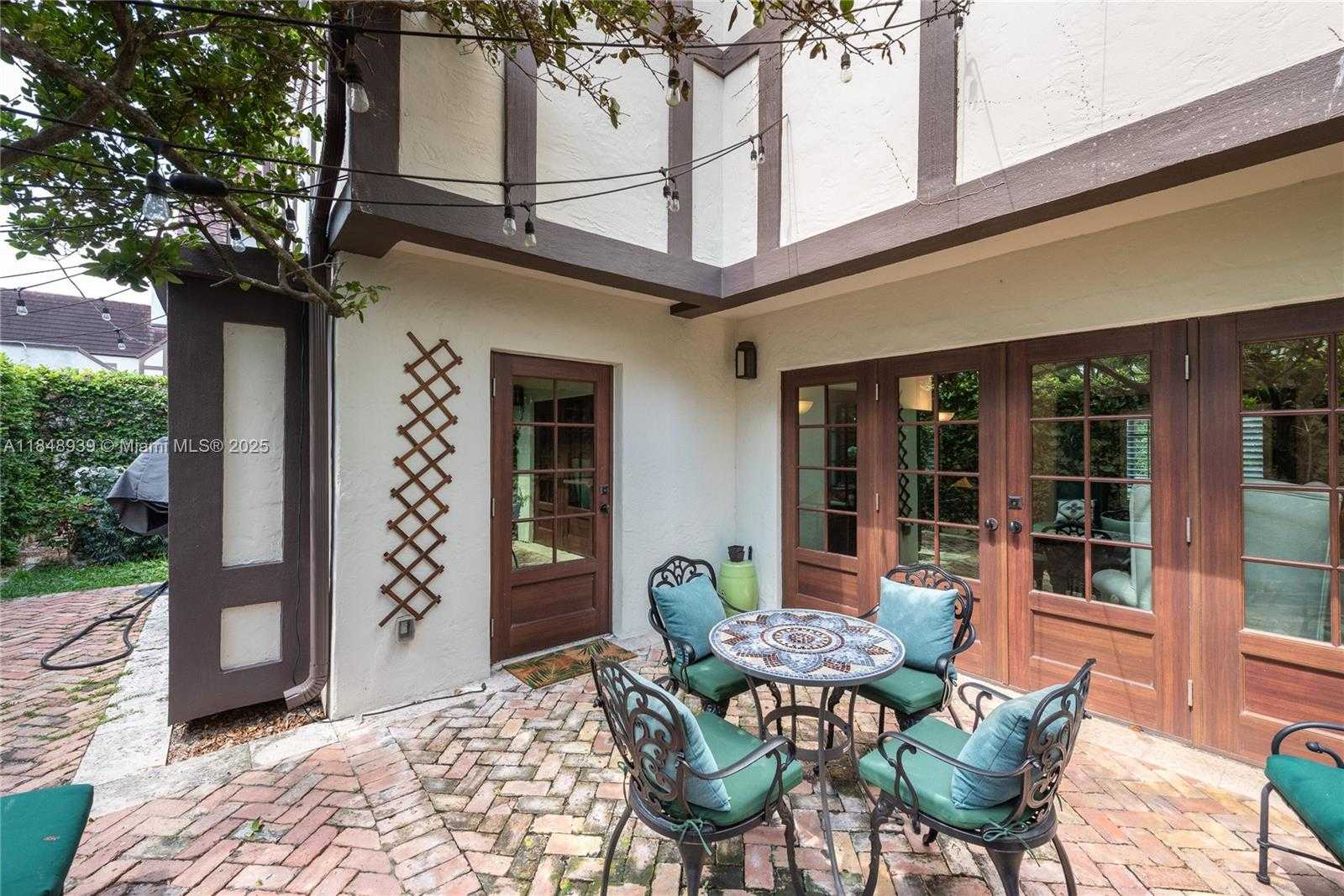 Small Image of 3621 VISCAYA CT, Coral Gables Number 30