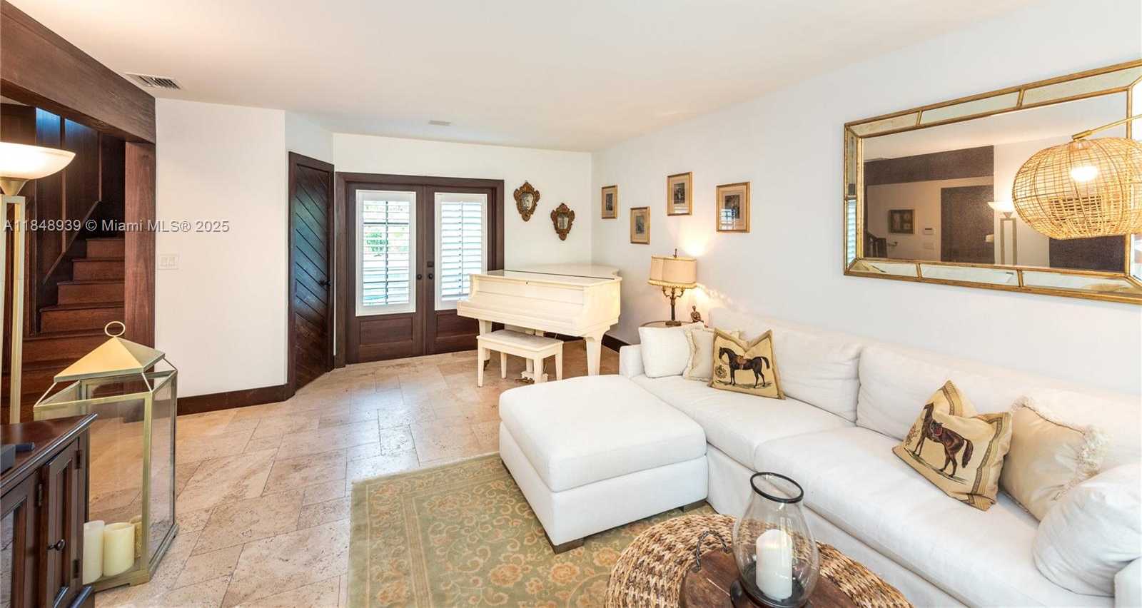Small Image of 3621 VISCAYA CT, Coral Gables Number 4