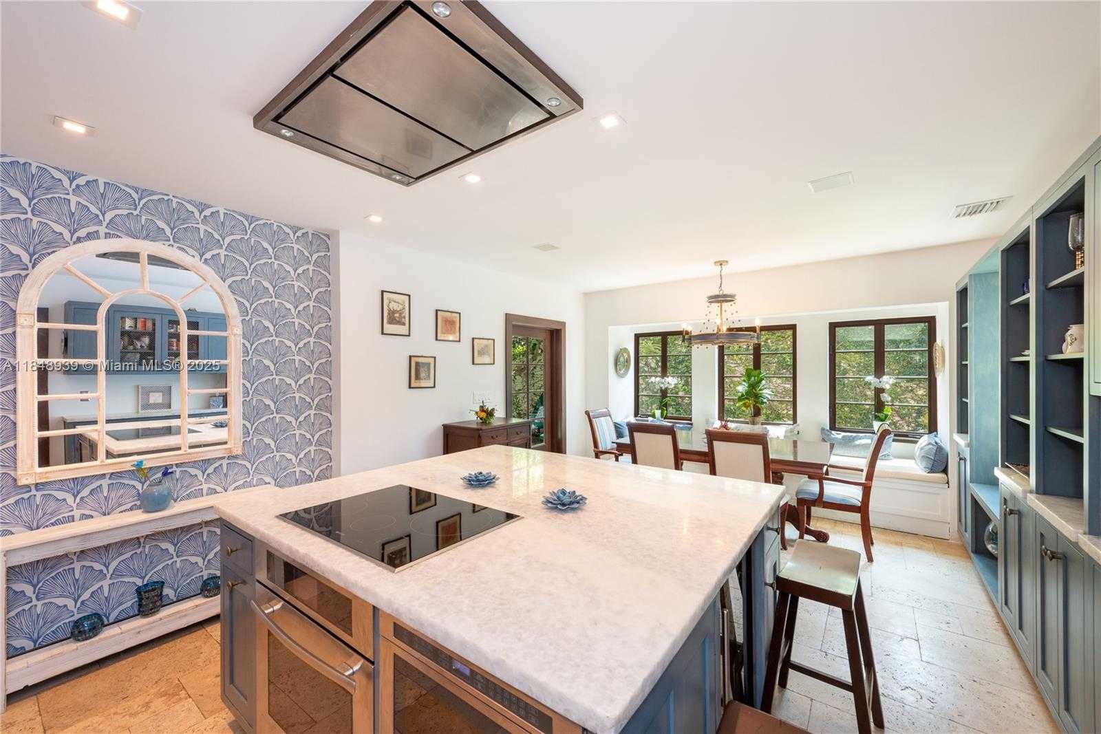Small Image of 3621 VISCAYA CT, Coral Gables Number 5