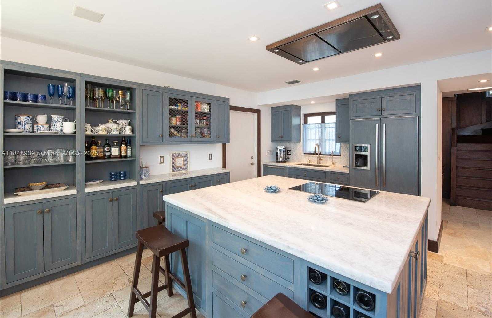 Small Image of 3621 VISCAYA CT, Coral Gables Number 8