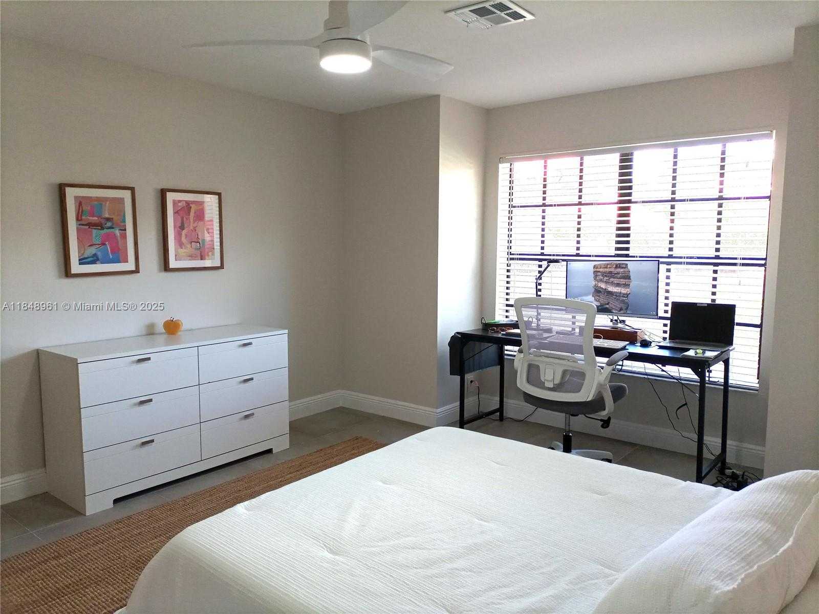 Small Image of 13473 FOUNTAIN VIEW BLVD #1, Wellington Number 14