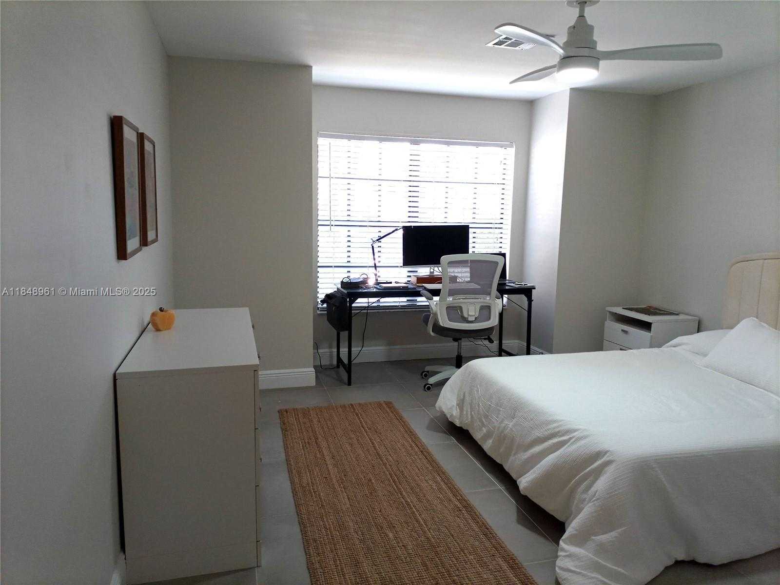 Small Image of 13473 FOUNTAIN VIEW BLVD #1, Wellington Number 15