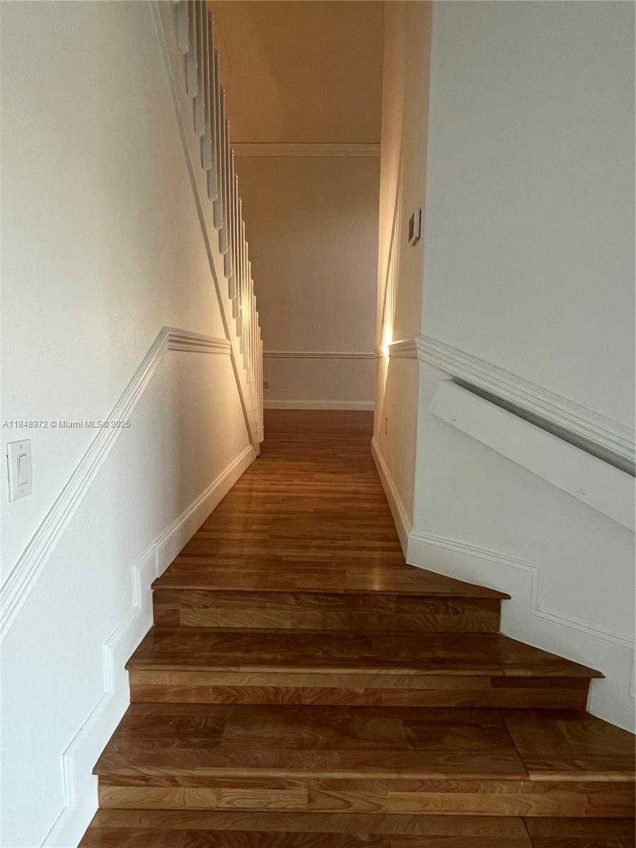 Small Image of 1413 SOUTH WEST 158TH AVE, Pembroke Pines Number 17