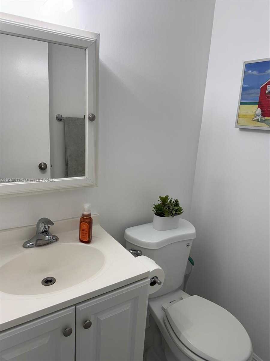 Small Image of Miami Beach Number 13