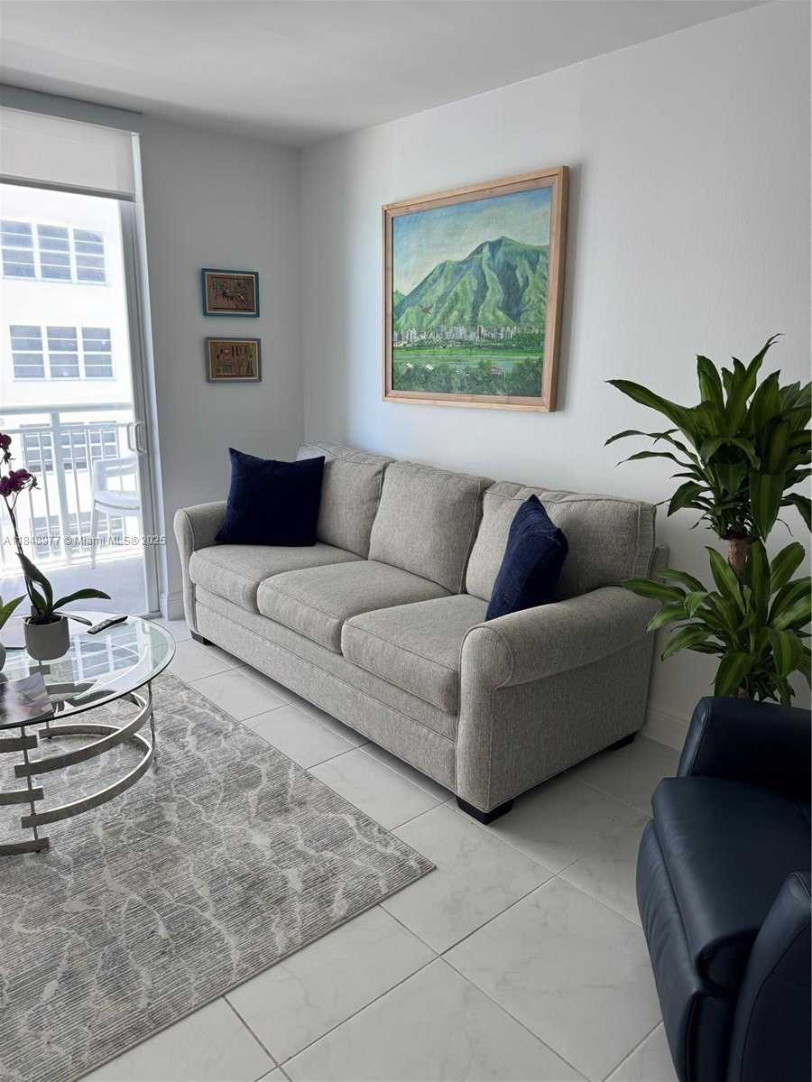 Small Image of Miami Beach Number 2