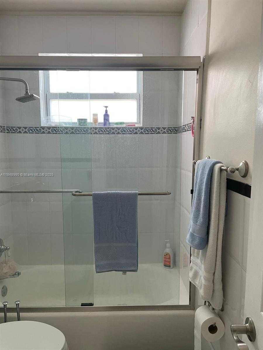 Small Image of 2200 SOUTH OCEAN DR #N312, Hollywood Number 15