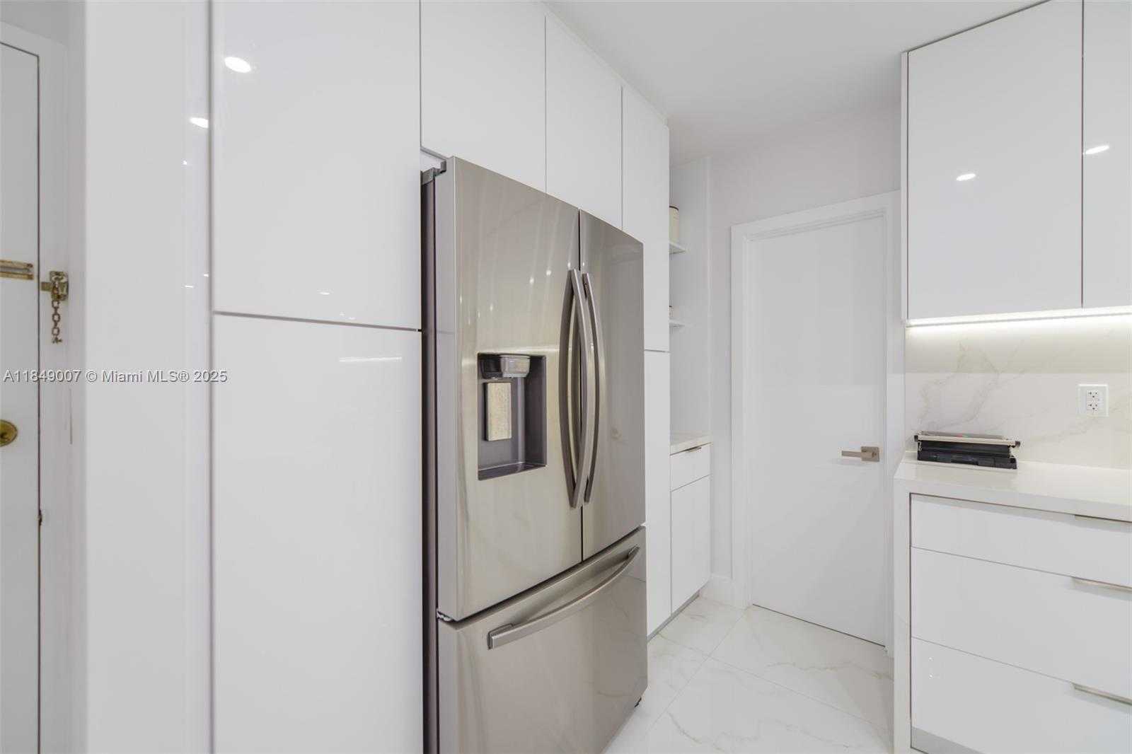 Small Image of 1950 SOUTH OCEAN DR #3D, Hallandale Beach Number 14