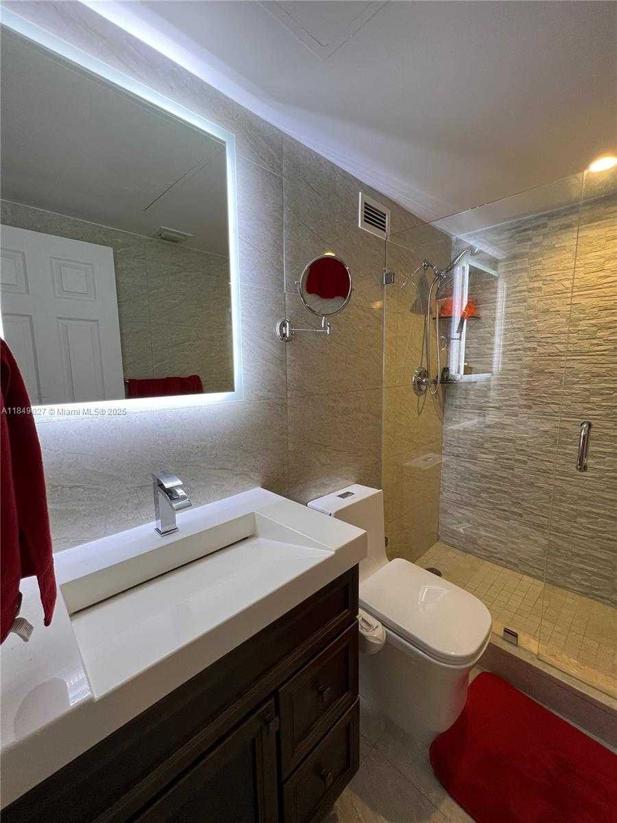 Small Image of 2501 SOUTH OCEAN DR #*, Hollywood Number 14