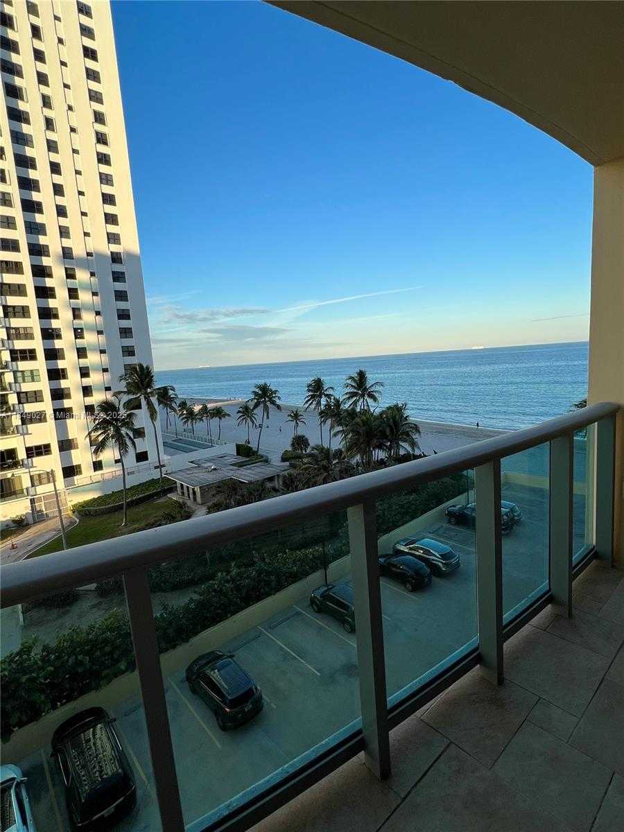 Small Image of 2501 SOUTH OCEAN DR #*, Hollywood Number 17