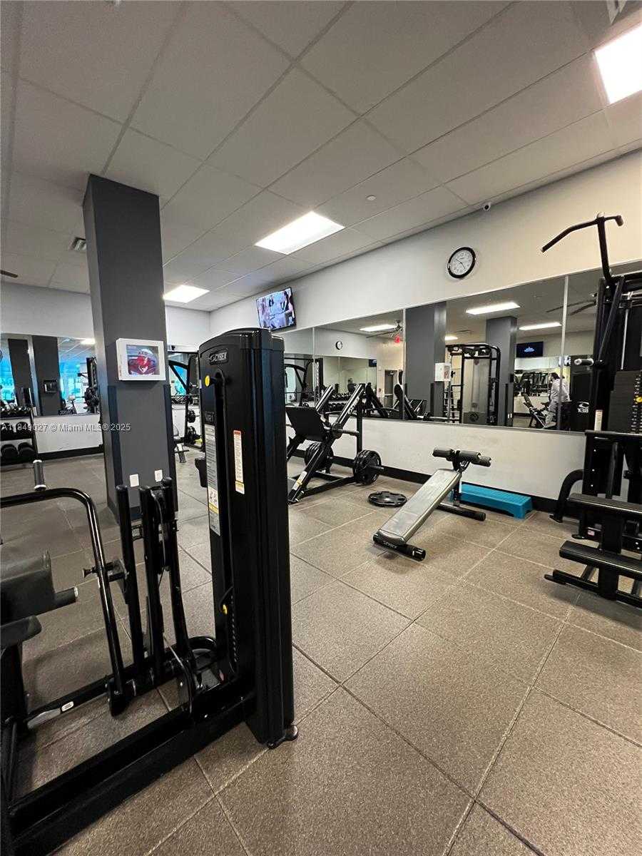 Small Image of 2501 SOUTH OCEAN DR #*, Hollywood Number 21