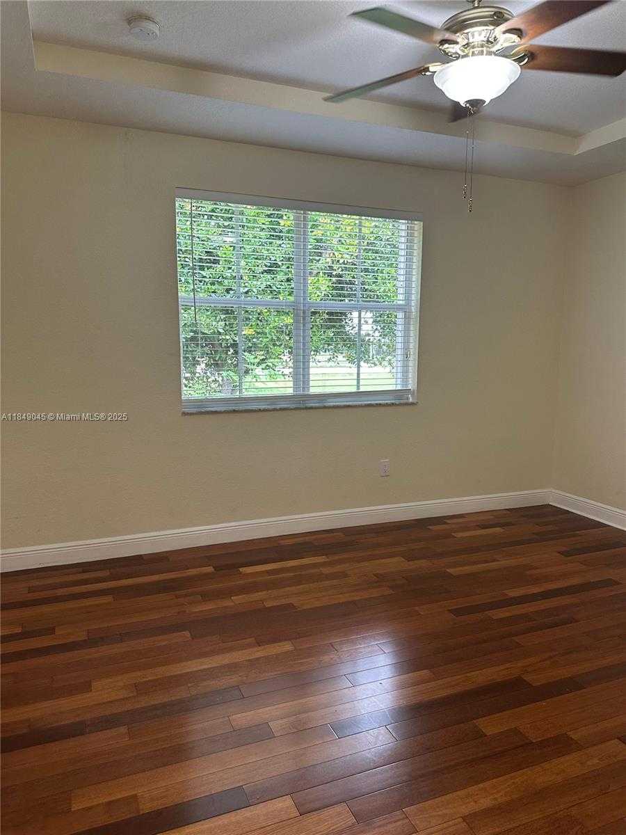 Small Image of 12488 SOUTH WEST 126TH AVE, Miami Number 15