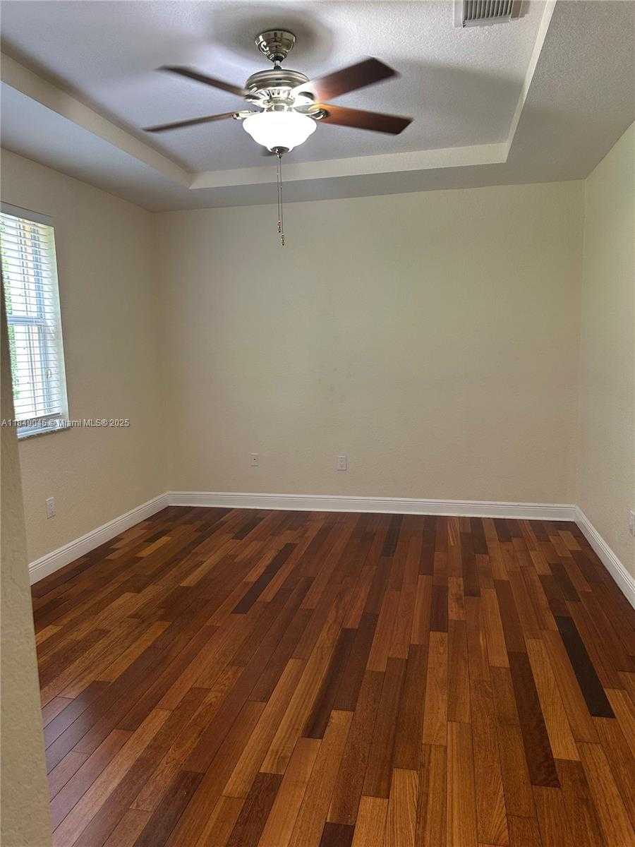 Small Image of 12488 SOUTH WEST 126TH AVE, Miami Number 19