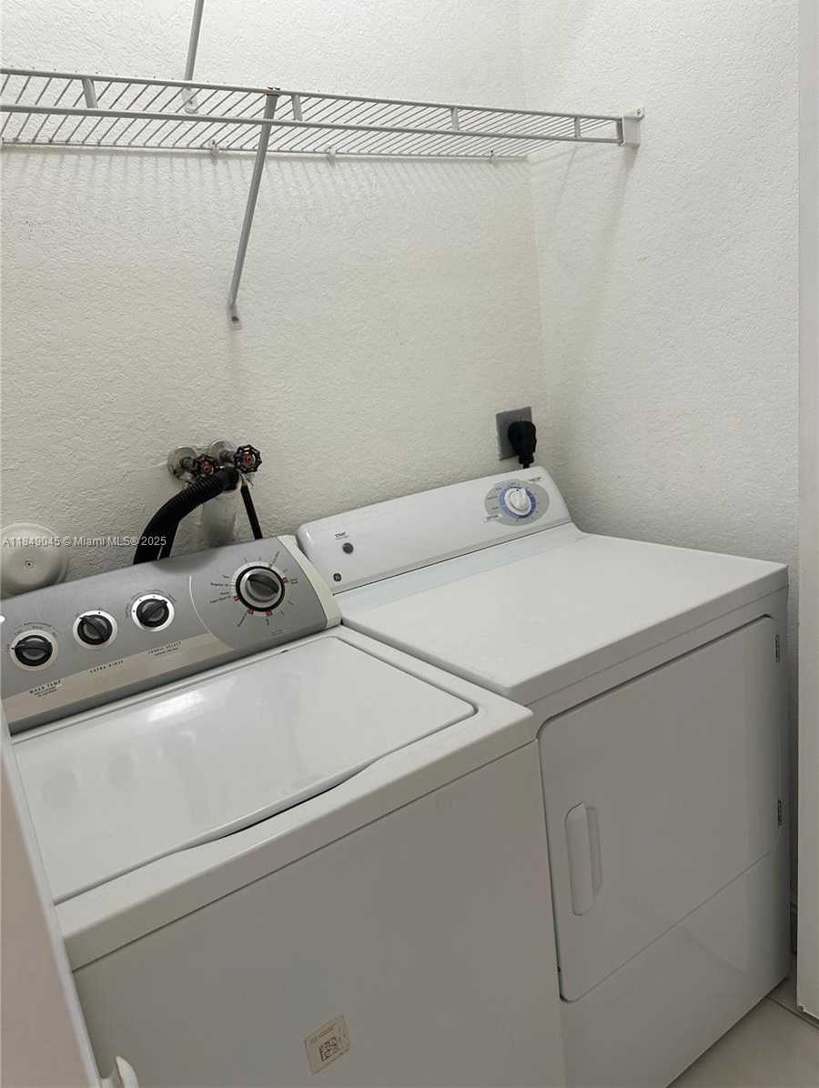 Small Image of 12488 SOUTH WEST 126TH AVE, Miami Number 22