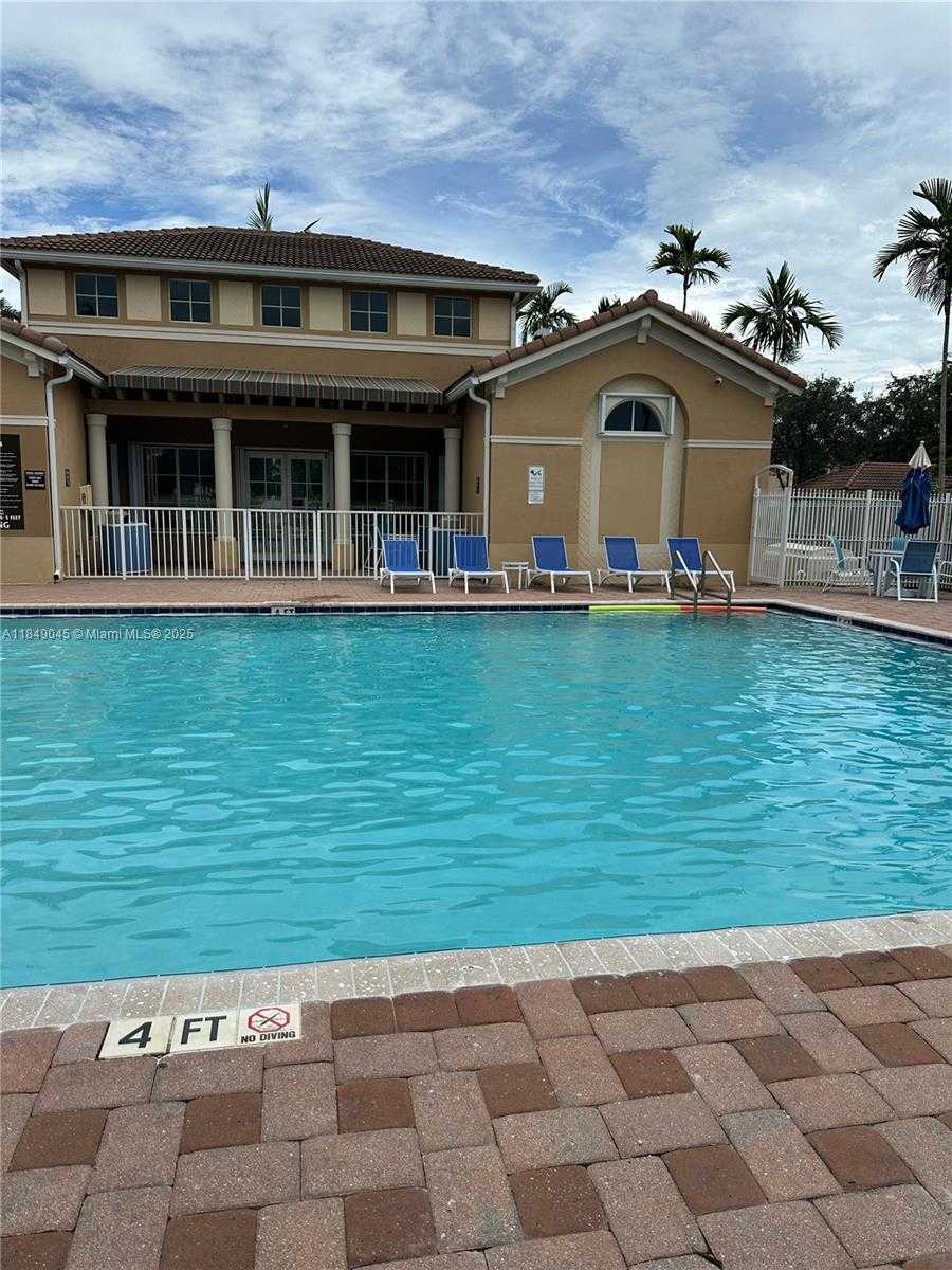Small Image of 12488 SOUTH WEST 126TH AVE, Miami Number 24