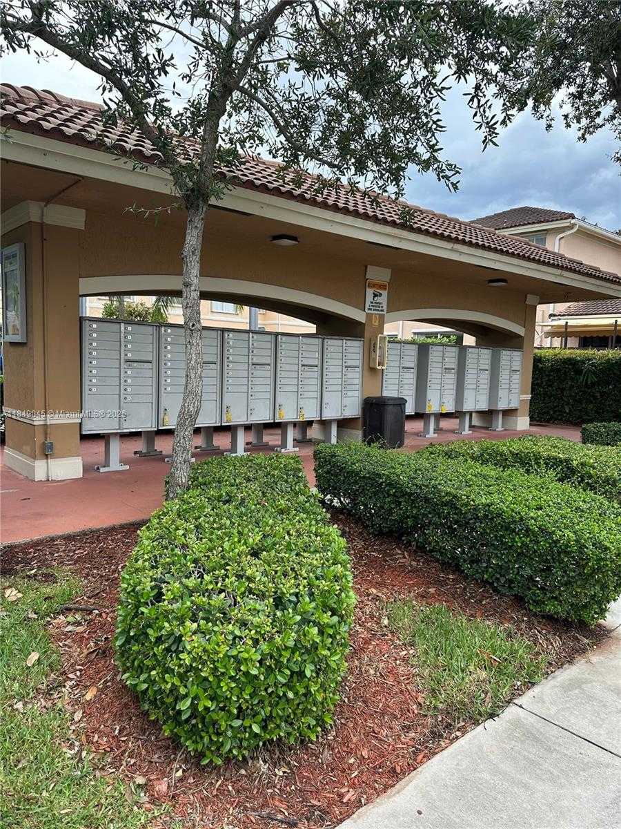 Small Image of 12488 SOUTH WEST 126TH AVE, Miami Number 25