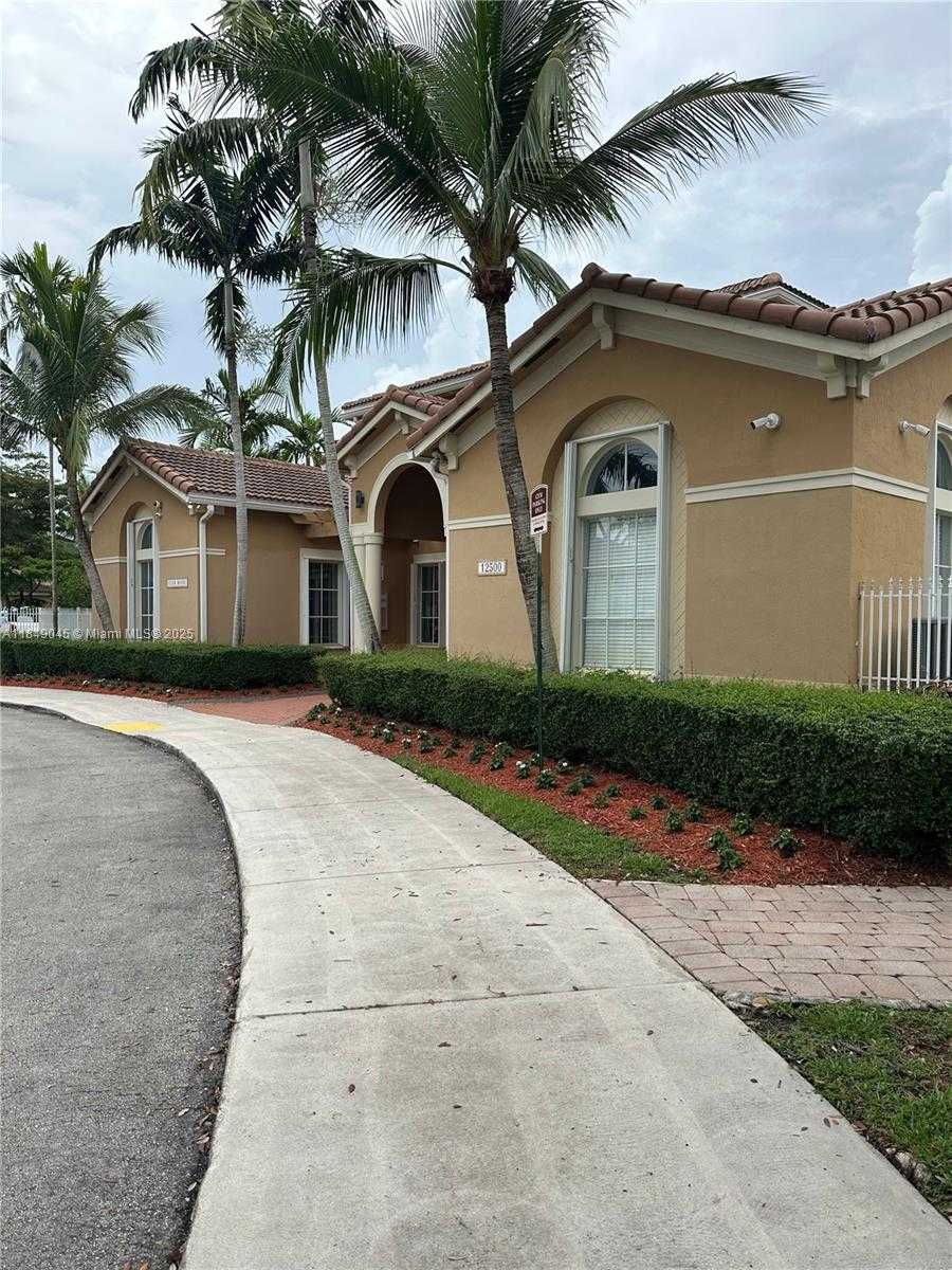Small Image of 12488 SOUTH WEST 126TH AVE, Miami Number 27