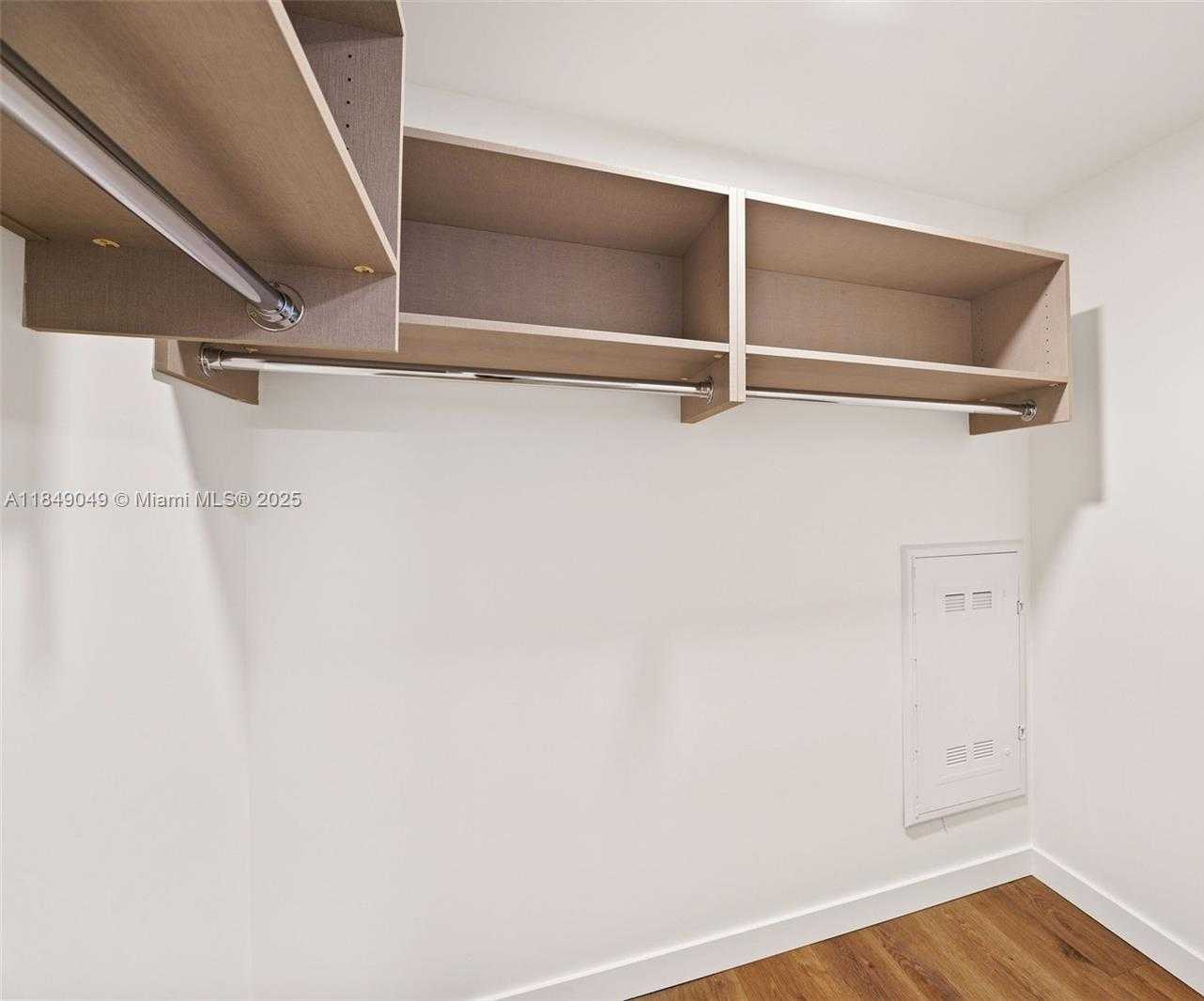 Small Image of 1500 BAY RD #N-0425, Miami Beach Number 28