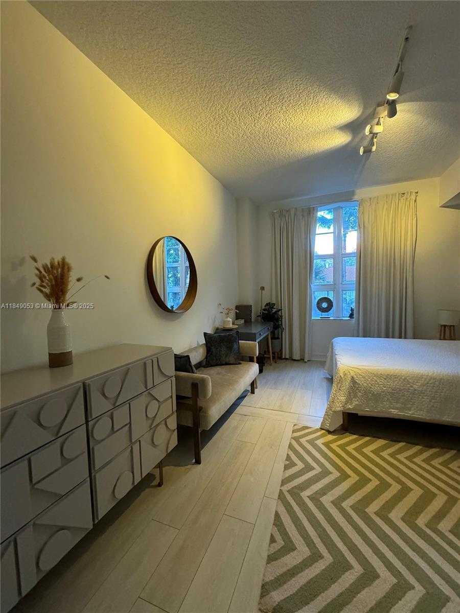Small Image of 3001 NORTH EAST 185TH ST #123, Aventura Number 19