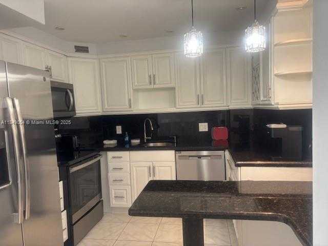 Small Image of 1985 SOUTH OCEAN DR #PHG, Hallandale Beach Number 16