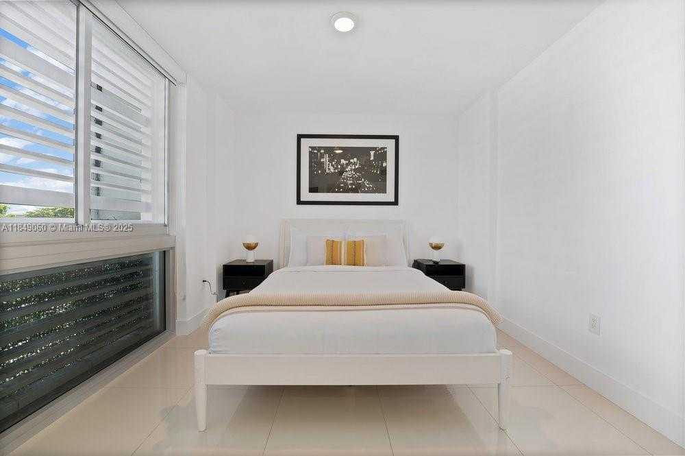 Small Image of 9261 EAST BAY HARBOR DR #507, Bay Harbor Islands Number 26