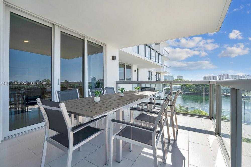 Small Image of 9261 EAST BAY HARBOR DR #507, Bay Harbor Islands Number 29