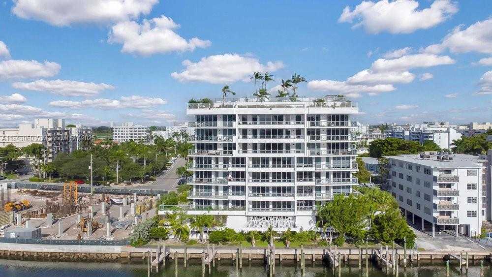 Small Image of 9261 EAST BAY HARBOR DR #507, Bay Harbor Islands Number 33