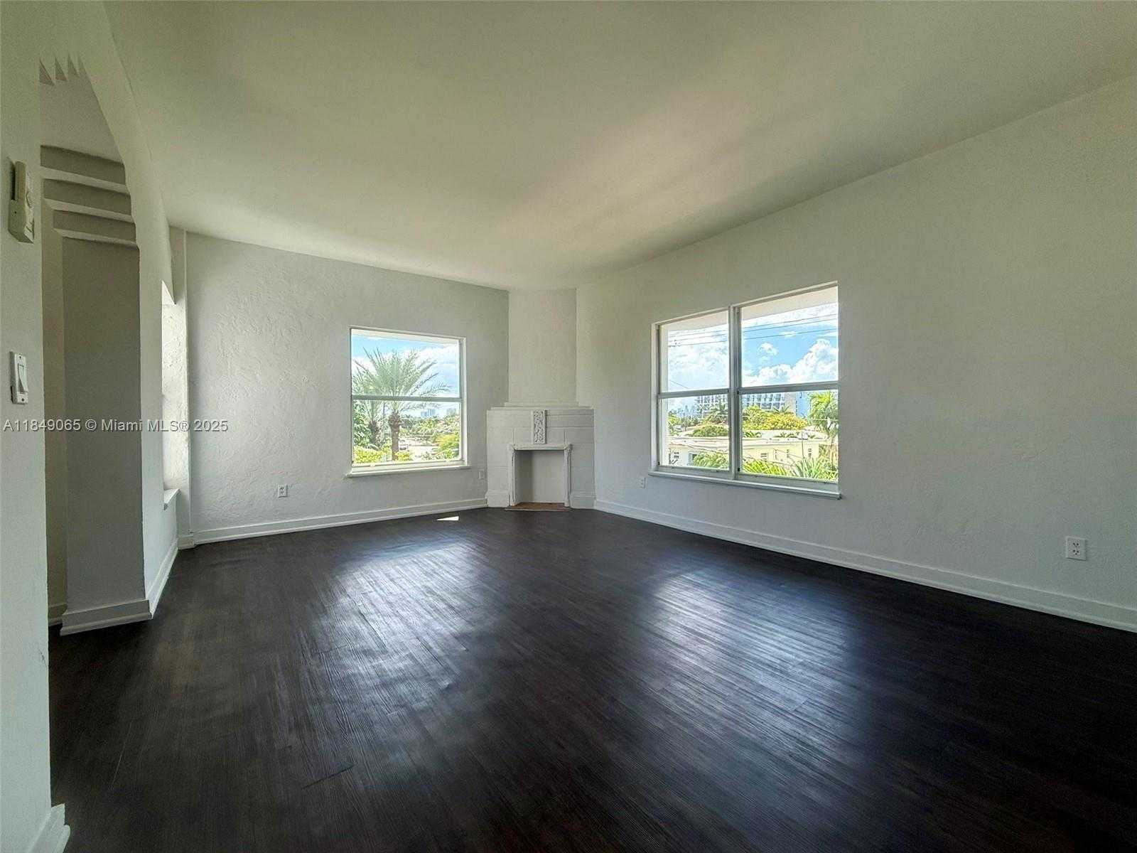 Small Image of 4035 NORTH MERIDIAN AVE #301, Miami Beach Number 7