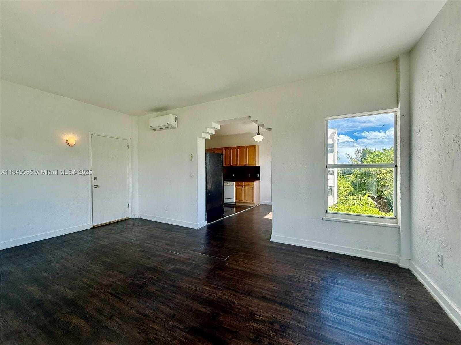 Small Image of 4035 NORTH MERIDIAN AVE #301, Miami Beach Number 9