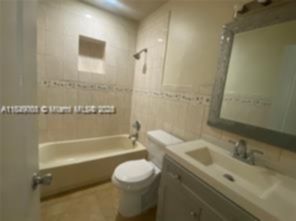 Small Image of 10440 NORTH WEST 28TH CT #FRONT UNIT, Miami Number 6